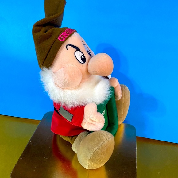 DISNEY STORE NWT 90’s SNOW WHITE AND THE SEVEN DWARFS GRUMPY PHOTO FRAME PLUSH - Picture 5 of 11